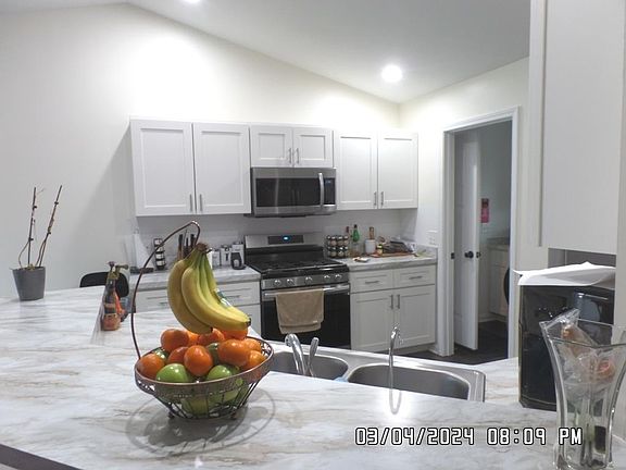 4th image of 57614 Amber Valley Dr