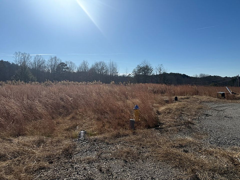 2nd image of 16 Divide Rd
