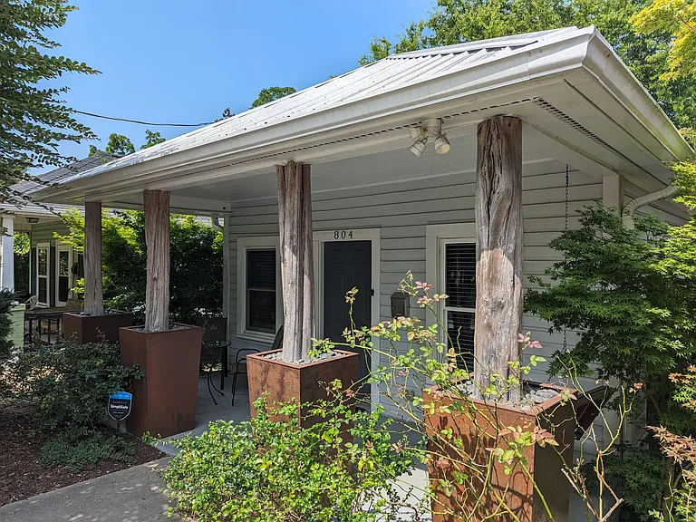 804 Kent St — Photo 2