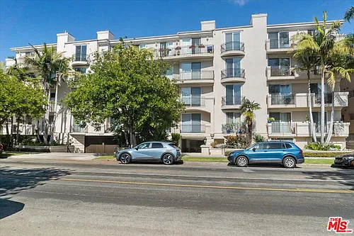 1450 S Beverly Dr #404 Photo 1