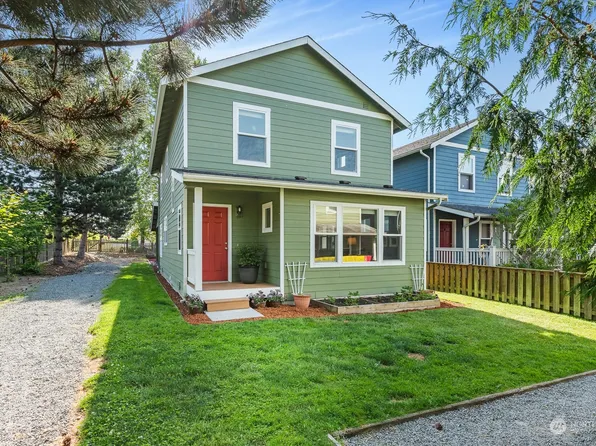 7813 Port Susan Place #9, Stanwood, WA 98292