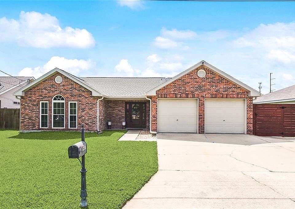 407 E 3rd St, Belle Chasse, LA 70037 Zillow