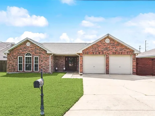 407 E 3rd St, Belle Chasse, LA 70037