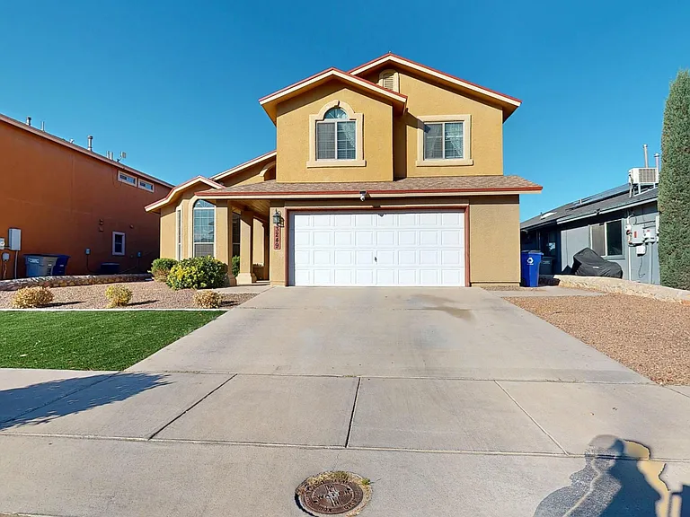 3249 Emerald Point Dr — Photo 1