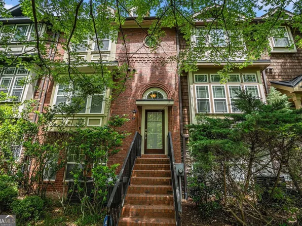 75 High Top Ln, Sandy Springs, GA 30328