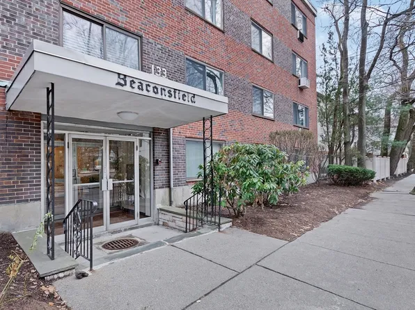 133 Beaconsfield Rd APT 44, Brookline, MA 02445