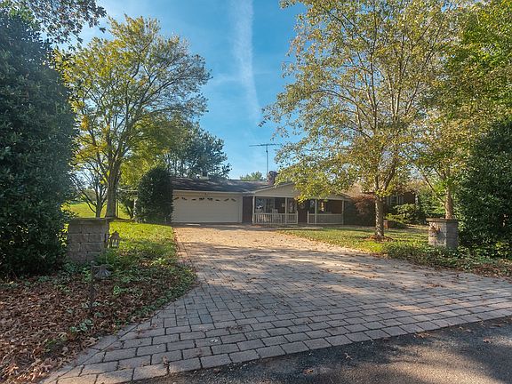4th image of 147 Holly Hill Dr