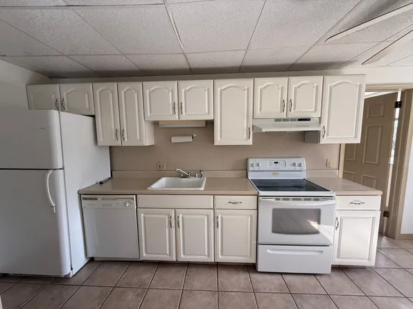 1234 Main Street, 1234 Main St, Dickson City, PA 18519