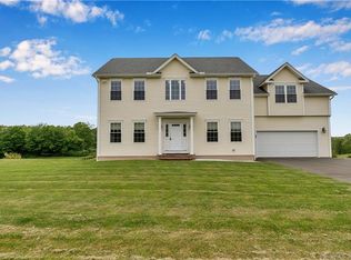 57 Wimler Ln, Guilford, CT 06437