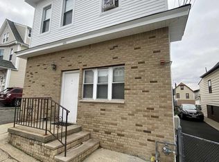 171 Shaw St, Garfield, NJ 07026