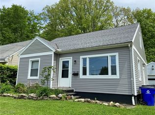 146 N Scranton St, Ravenna, OH