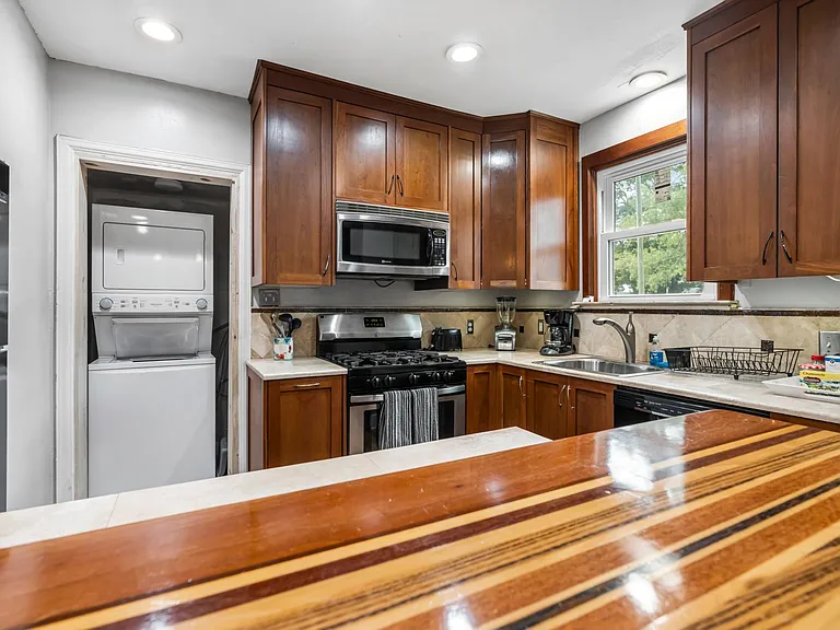 1507 W Gregory St — Photo 6