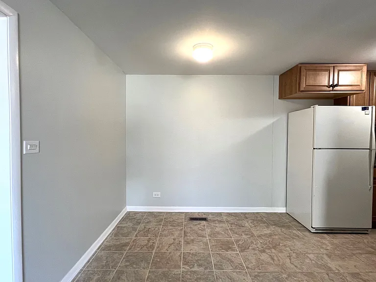 102 Tonset Ct — Photo 5
