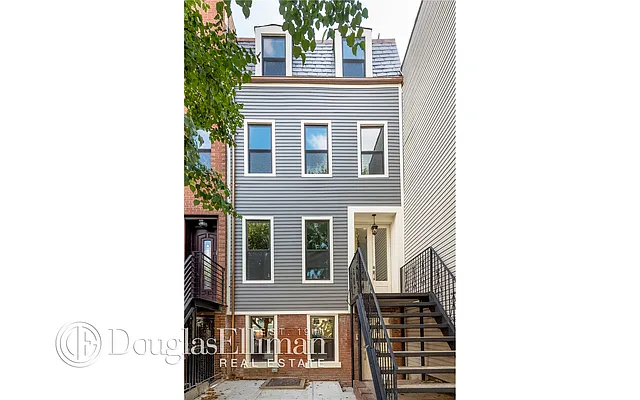 Sold by Douglas Elliman | media 21