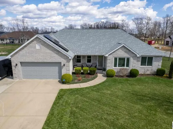 2853 Terri Lee Ct, Terre Haute, IN 47805