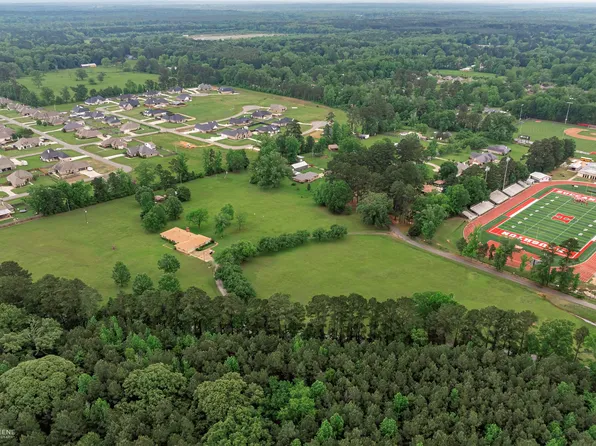 451 N Hazel St, Haughton, LA 71037