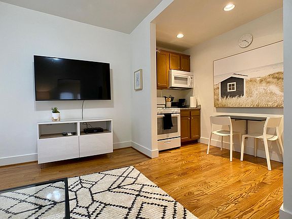 5th image of 2310 Dorothy Ave #2