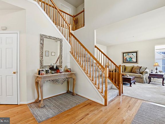 4th image of 3508 Jervis Ct
