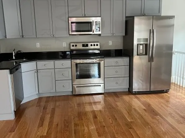 15 Kenwood St #2, Somerville, MA 02144