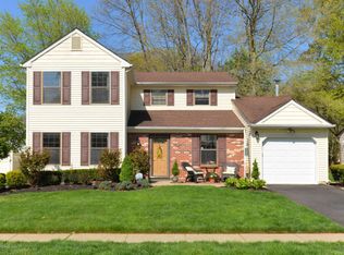 4 Admirals Row, Freehold, NJ 07728