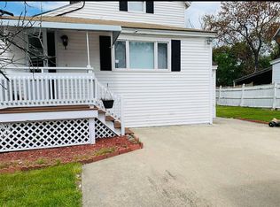 19 Erie Rd, Methuen, MA 01844