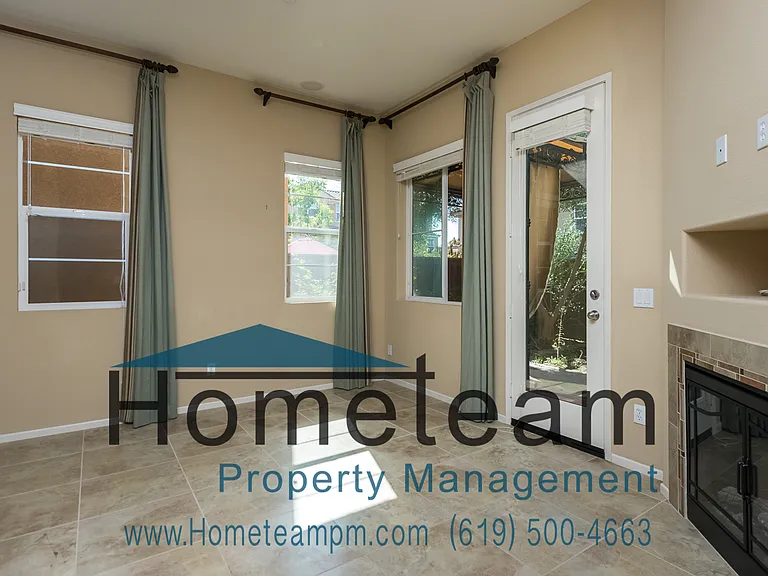 1540 Avenida Merida — Photo 5