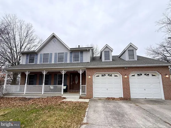 8869 Cemetery Ln, Savage, MD 20763