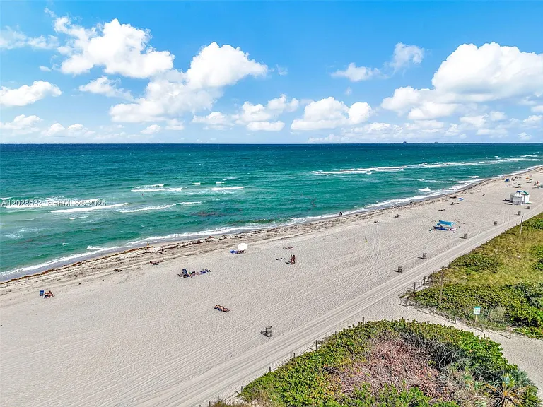 7728 Collins Ave #5 — Photo 45