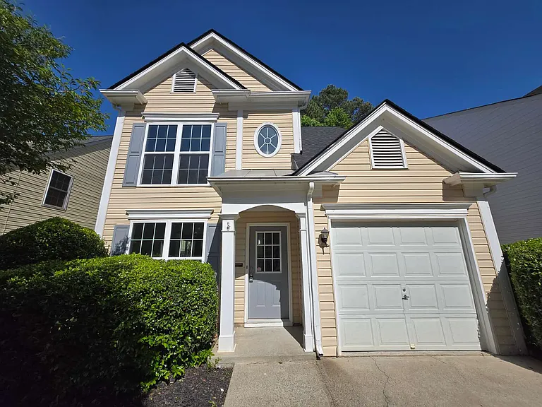 2853 Regent Walk Dr — Photo 1