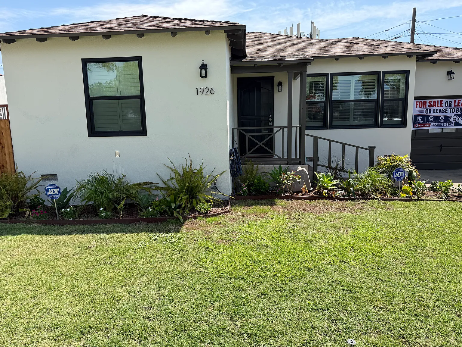 2 bed, 851 sqft, $6,500 — Photo 1