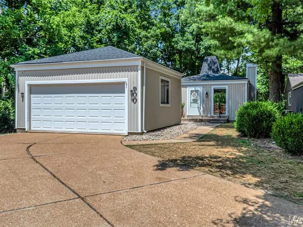 900 Chestnut Ridge Rd, Ballwin, MO 63021