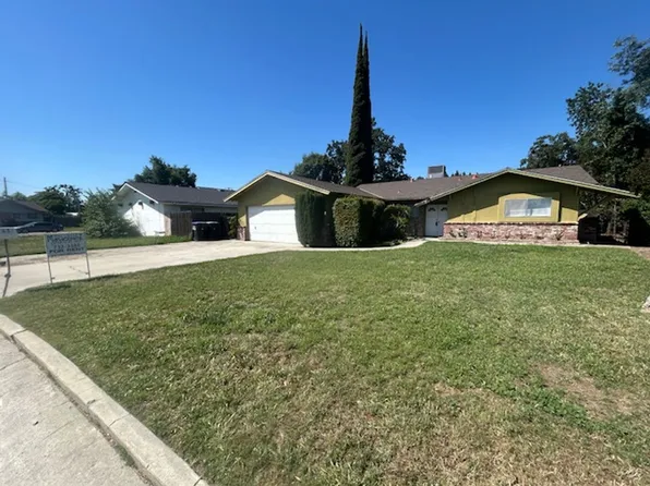 201 N Bollinger St, Visalia, CA 93291