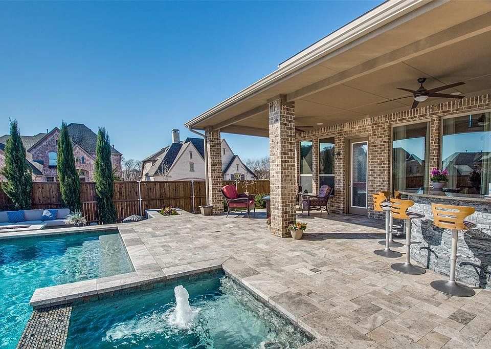 1st image of 300 Cypress Garden Dr