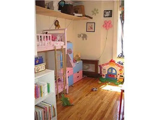 Rented by Douglas Elliman | media 21