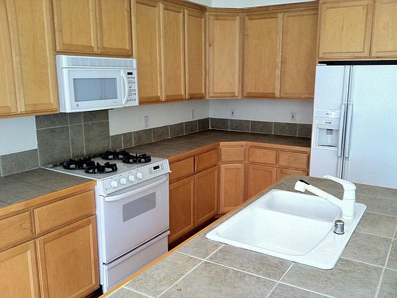 2nd image of 12335 NE 92nd St
