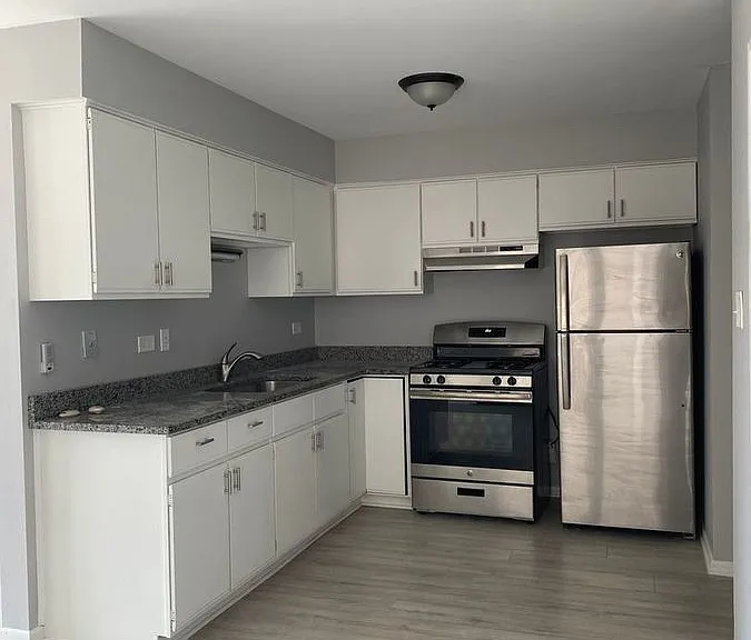 9845 S Cicero Ave #2S — Photo 2