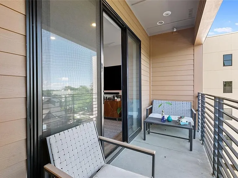 112 Rogers St #410 — Photo 19