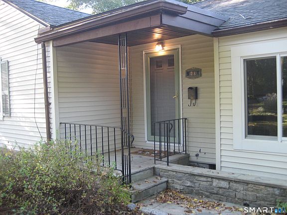 3rd image of 60 Mohegan Road