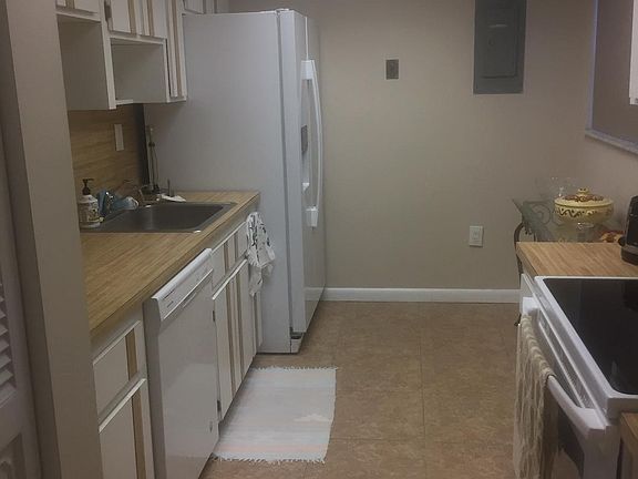 2nd image of 7300 Wayne Ave APT 504