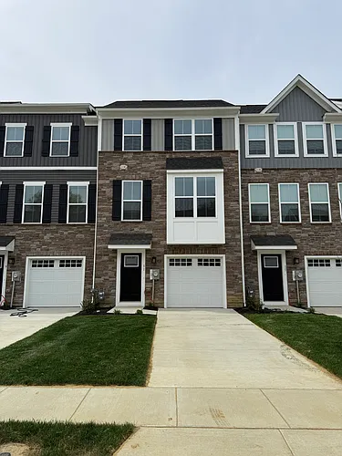 11 Foxwood Dr Photo 1