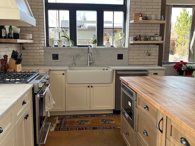 High end appliances in brand new kitchen.