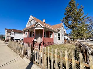 601 W Chestnut St, Bloomington, IL 61701