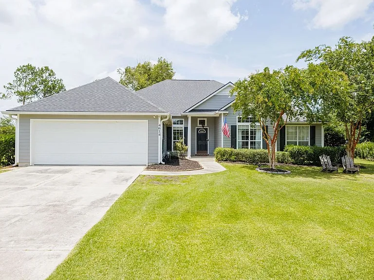 4614 Briarberry Dr — Photo 1