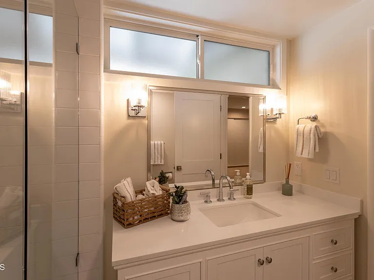 555 Paulette Pl — Photo 20