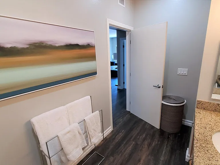 450 J St #7151 — Photo 26