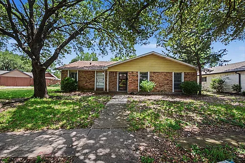 4237 Foliage Dr Photo 1