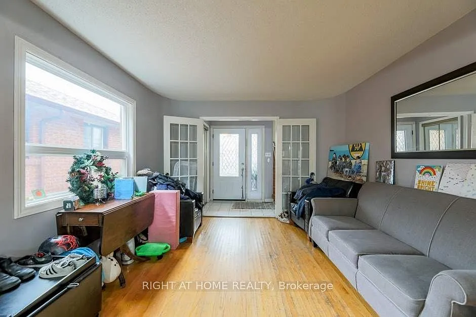 5 bed, $998 — Photo 4