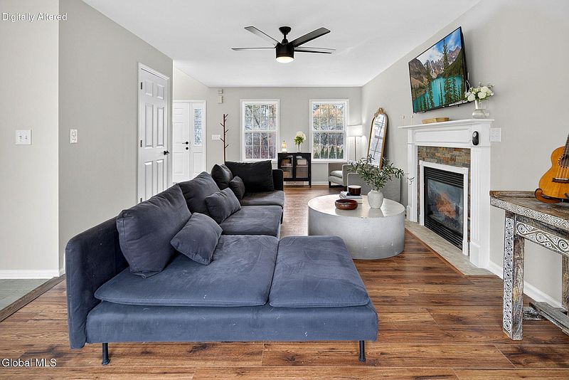 4th image of 40 Gailor Road