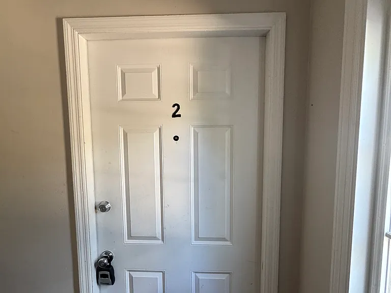 100 Barrington Dr #2 — Photo 5