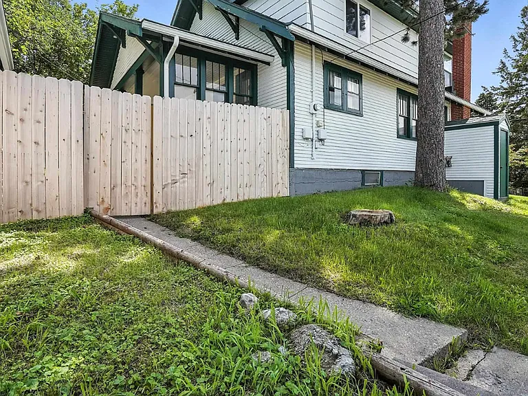 212 May St — Photo 45
